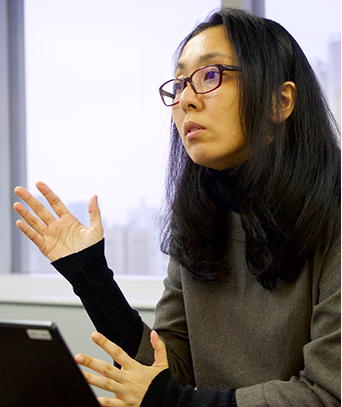 The picture: Atsuko Tomioka, Consultant
