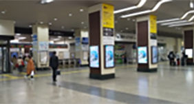 ＪＲ姫路駅にてデジタルサイネージ広告を始めました