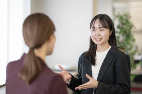 H.Aさんが業務を行う様子