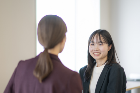 H.Aさんが今後の目標について話す様子