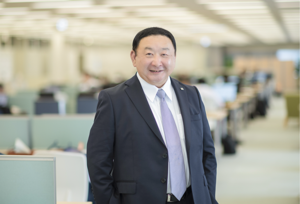 東芝デバイス株式会社 代表取締役社長 岩本 兼慶